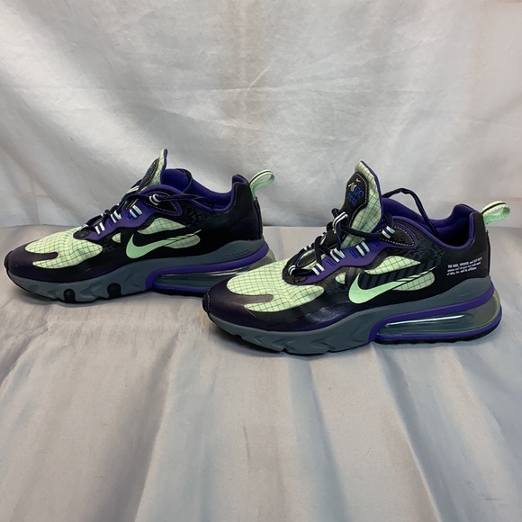 Nike Air Max 270 React - Picture 2 of 8